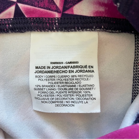 Nike Dri Fit Athletic Leggings Pink Purple GeometricPrint Capri Women Size Small - Picture 8 of 9